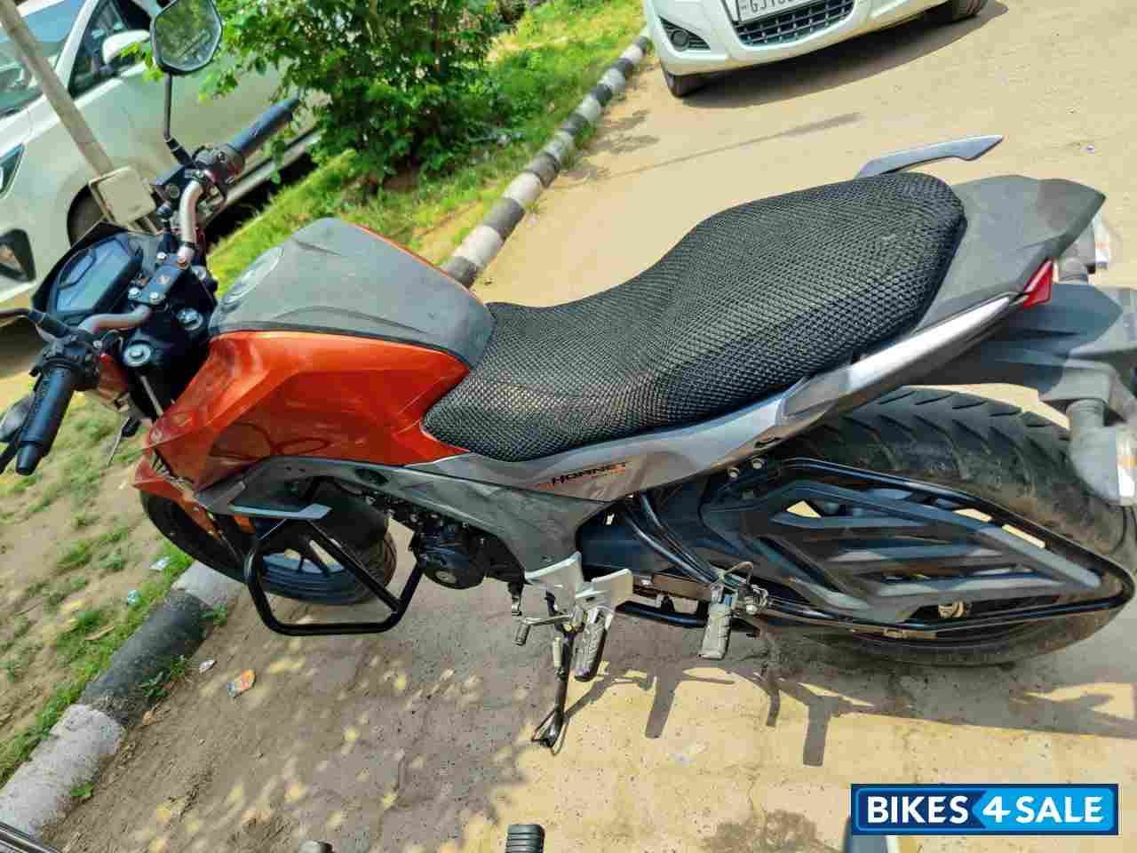 Orange Honda CB Hornet 160R ABS