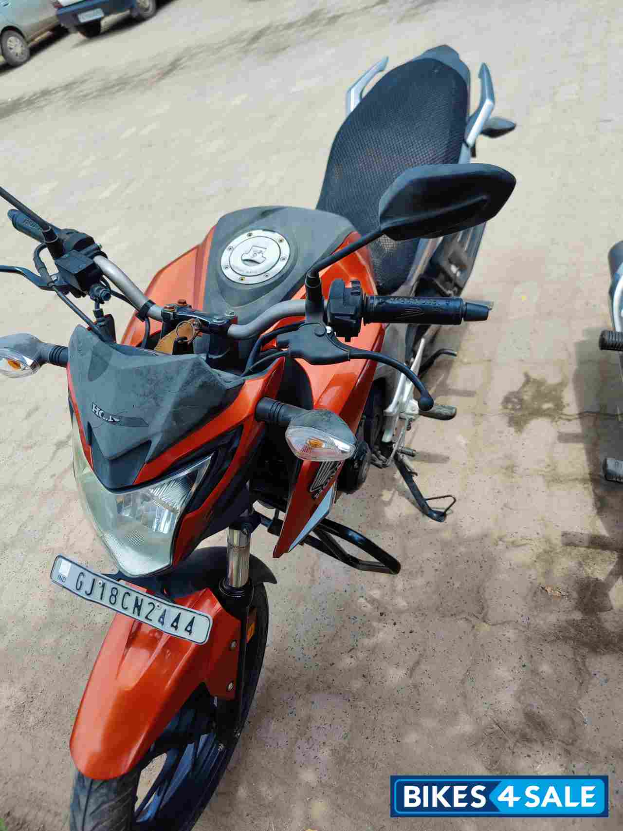 Orange Honda CB Hornet 160R ABS