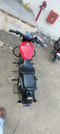 Red Royal Enfield Meteor 350 Fireball