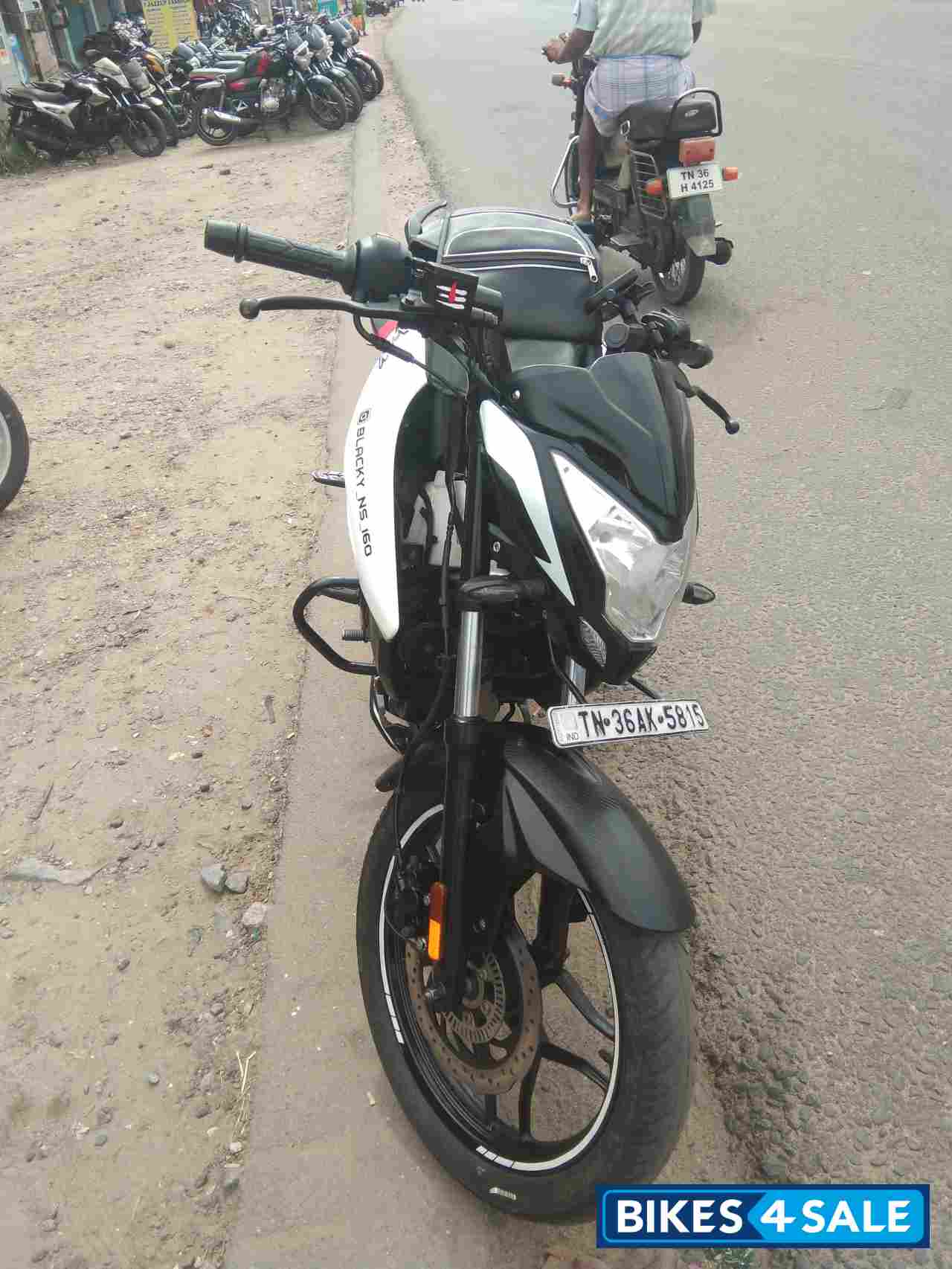 Bajaj Pulsar NS 160 BS6