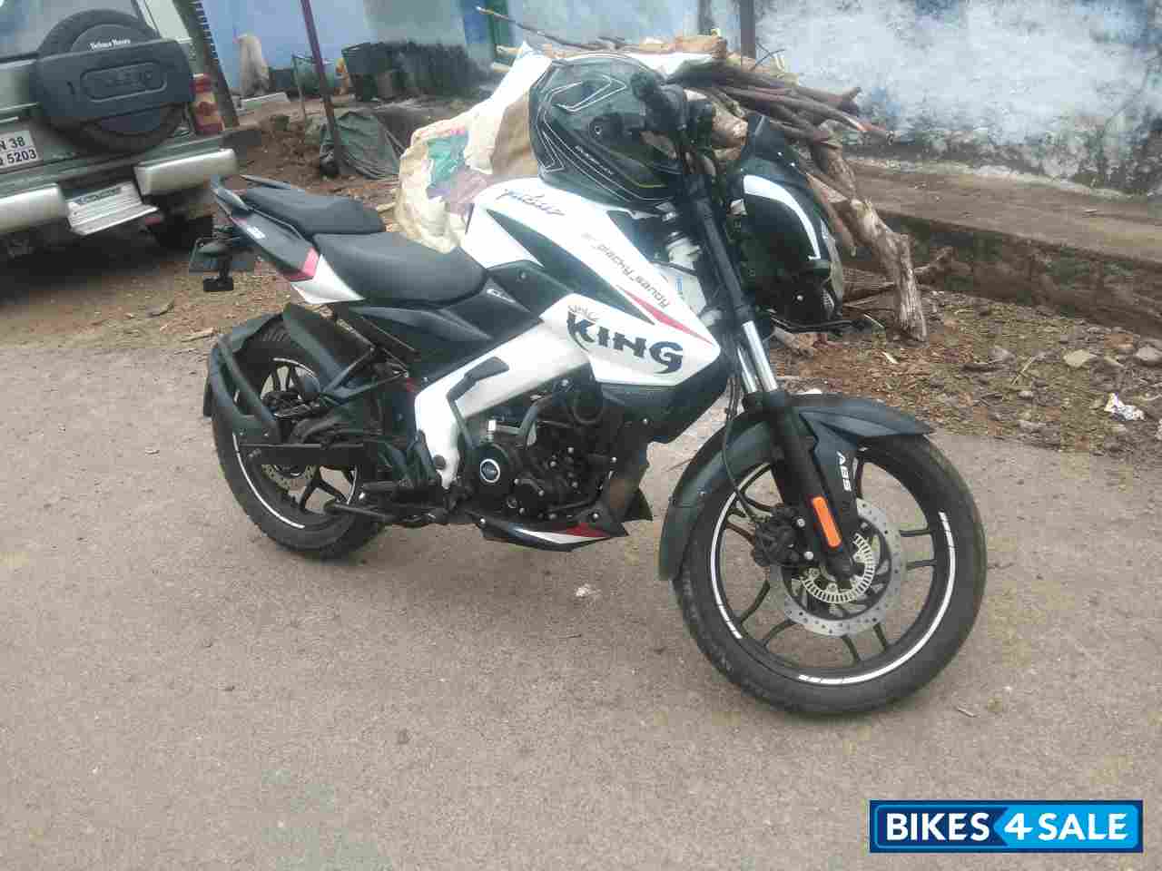 Bajaj Pulsar NS 160 BS6