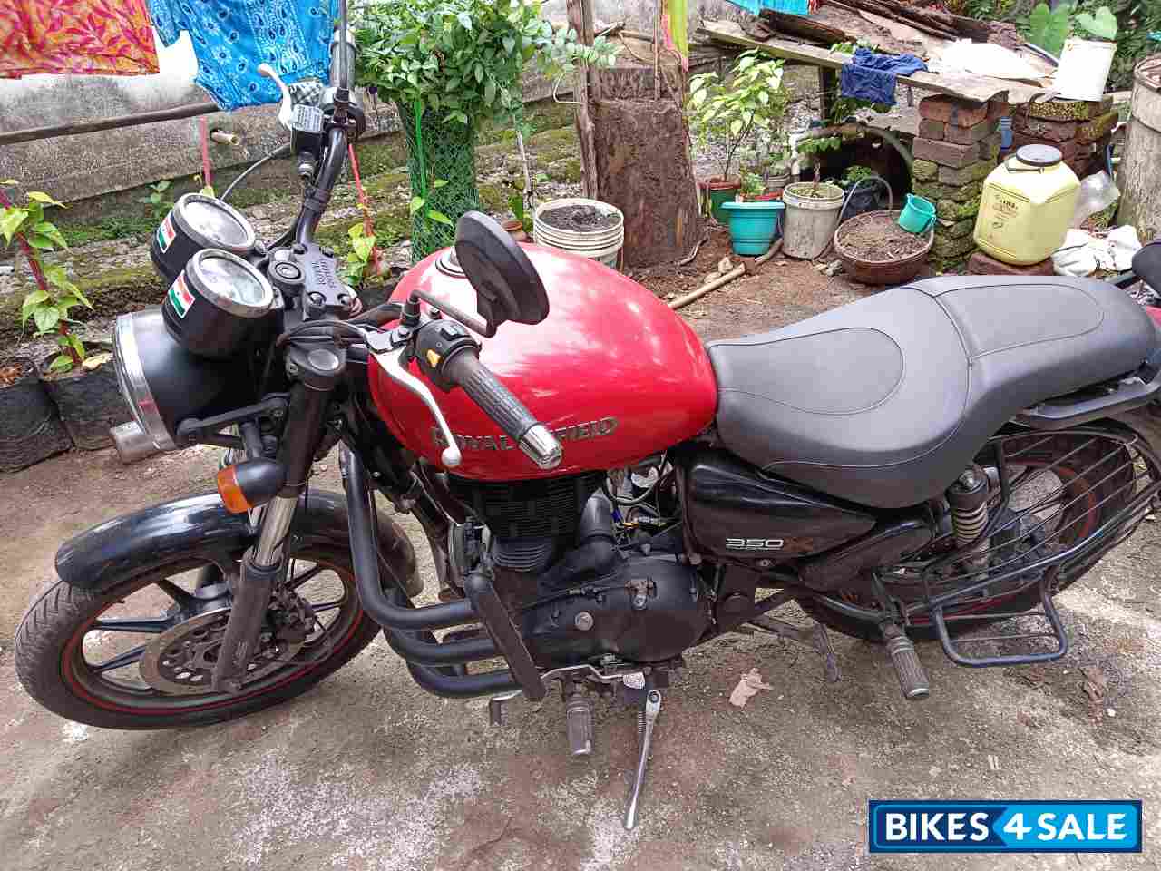 Red Royal Enfield Thunderbird X 350