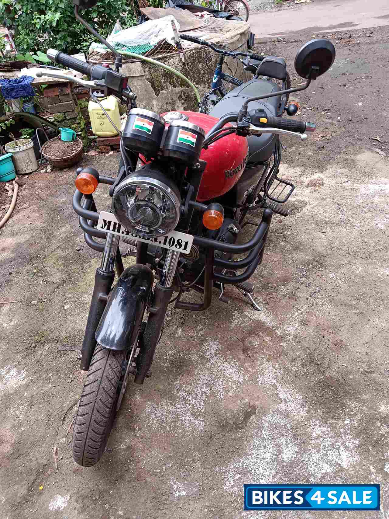 Red Royal Enfield Thunderbird X 350