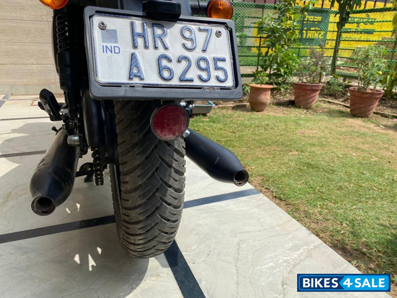 Black Jawa forty two