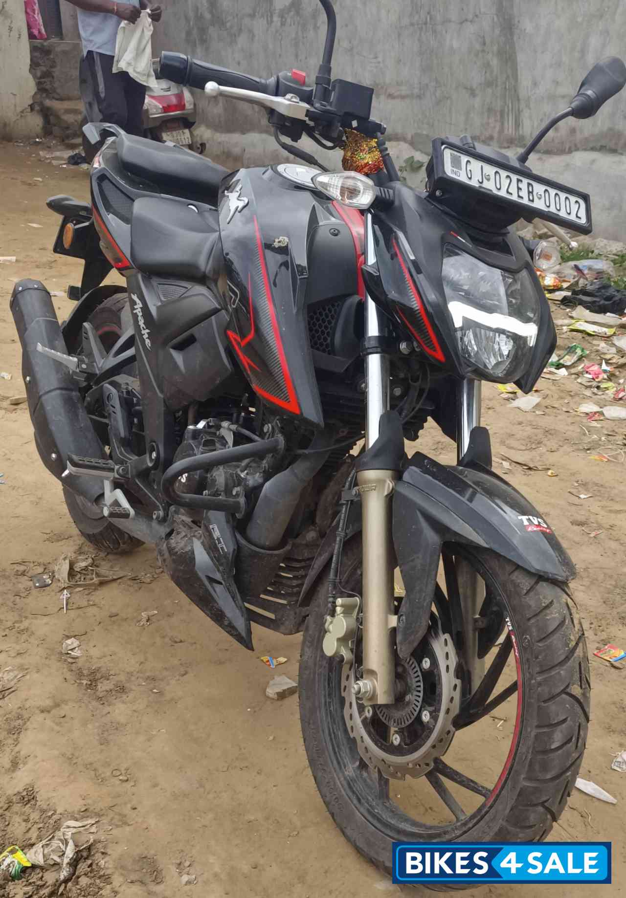 TVS Apache RTR 200 4V ABS TVS Apache RTR 200 4V ABS