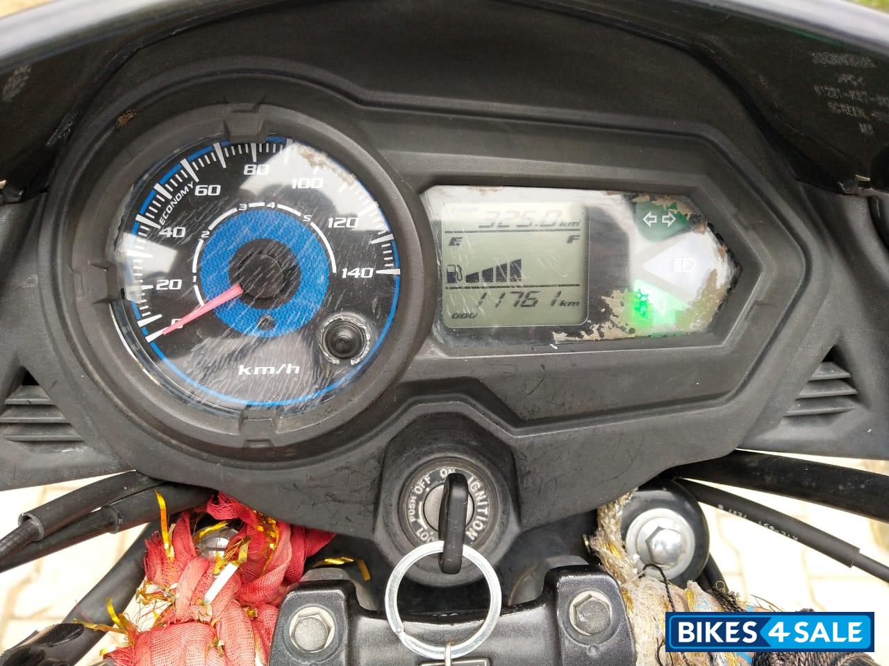 Black And Red Honda CB Shine SP