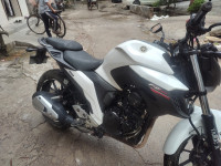 Yamaha FZ25