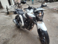 Yamaha FZ25
