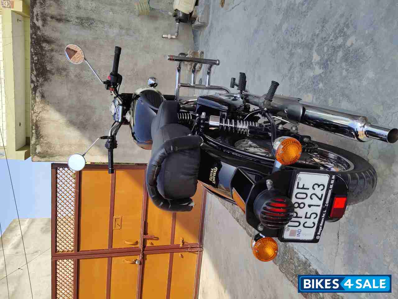 Black Royal Enfield Classic 350