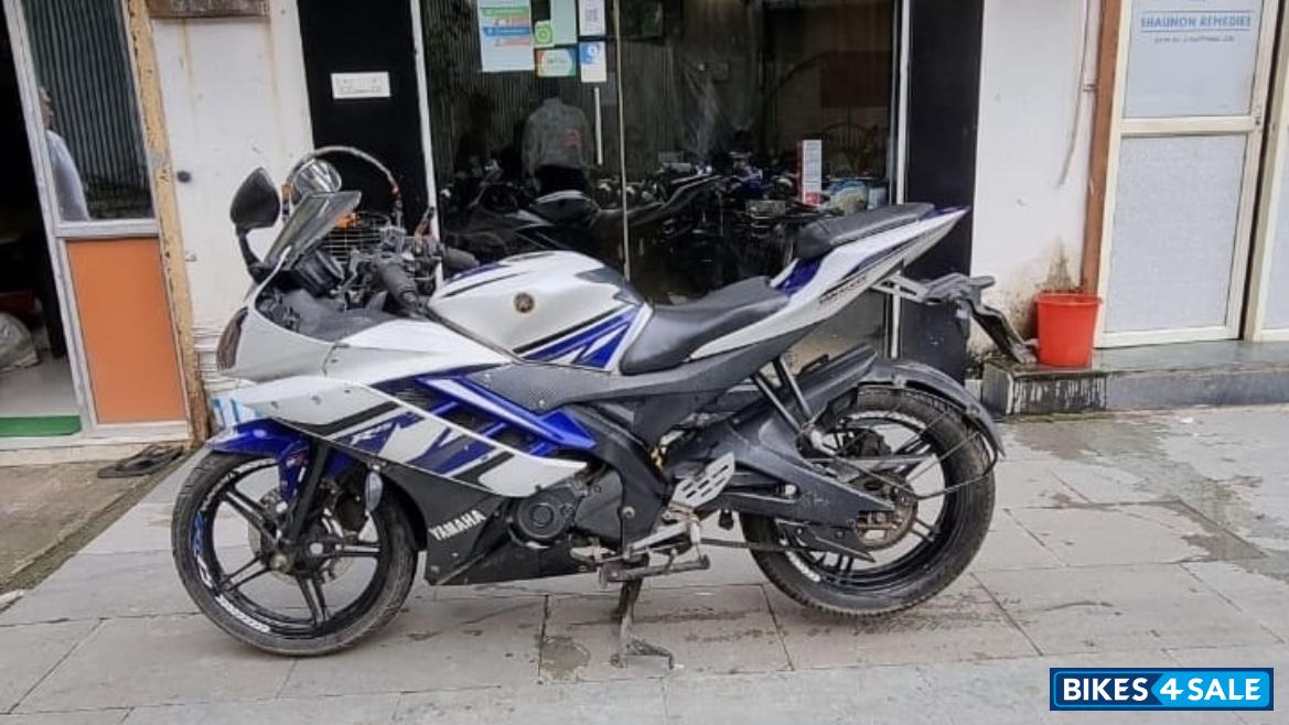 White And Blue Yamaha YZF R15