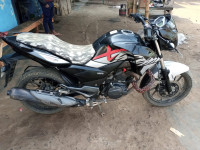 Black Hero Xtreme 200R