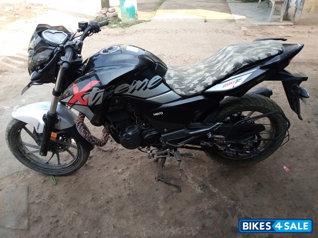 Black Hero Xtreme 200R