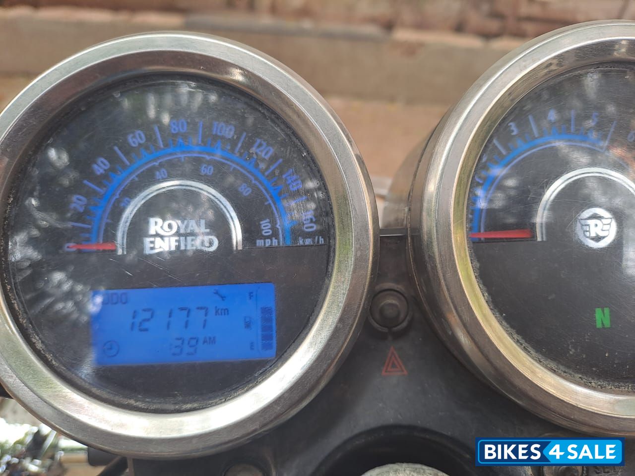 Lightning Royal Enfield Thunderbird 500