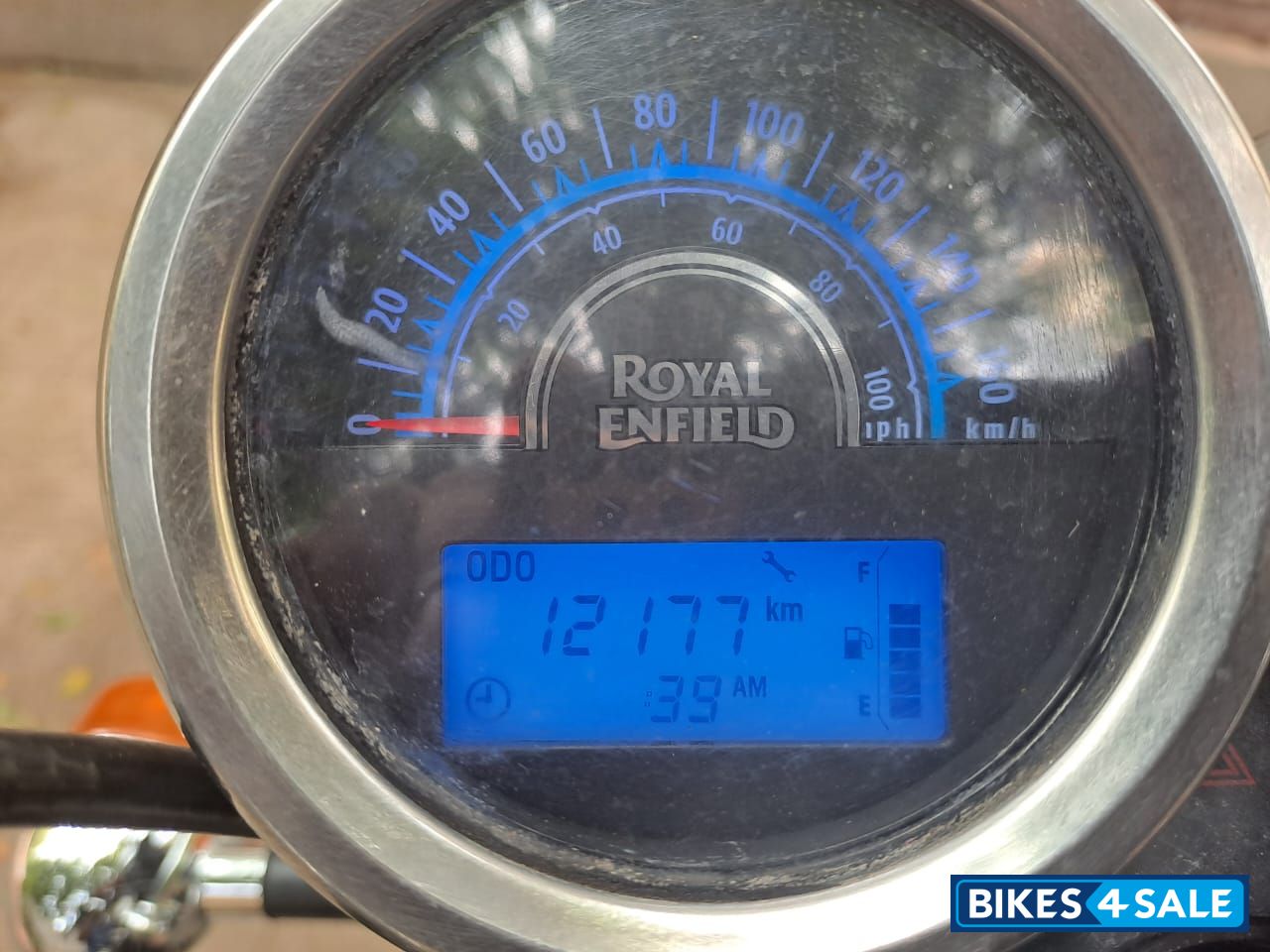 Lightning Royal Enfield Thunderbird 500