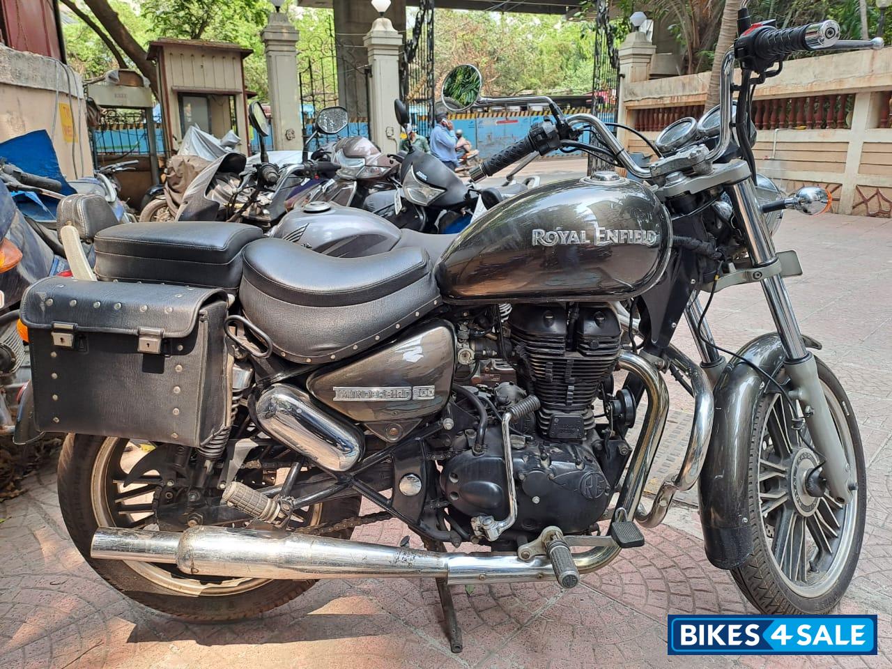 Lightning Royal Enfield Thunderbird 500