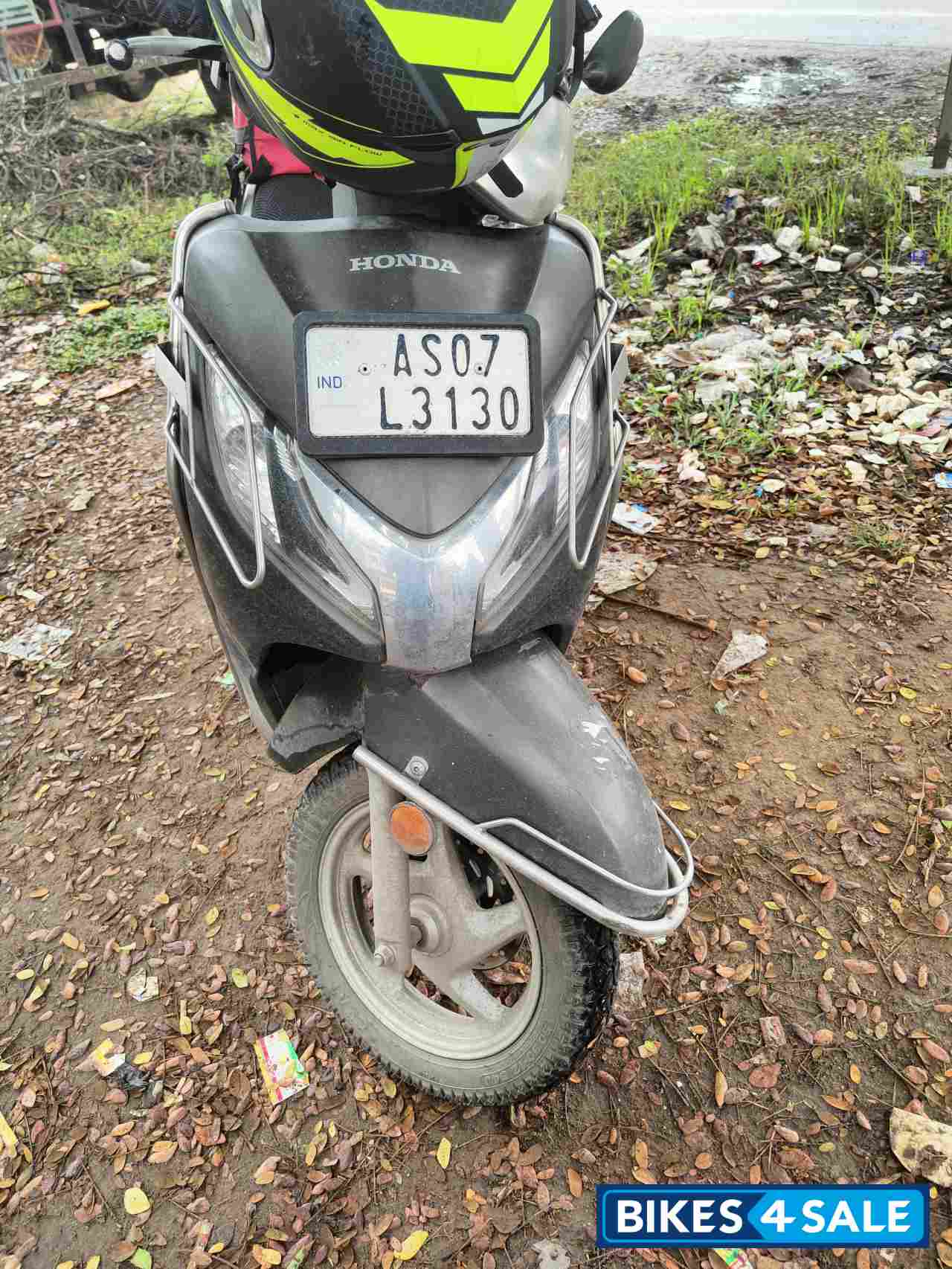 Grey Honda Activa 125