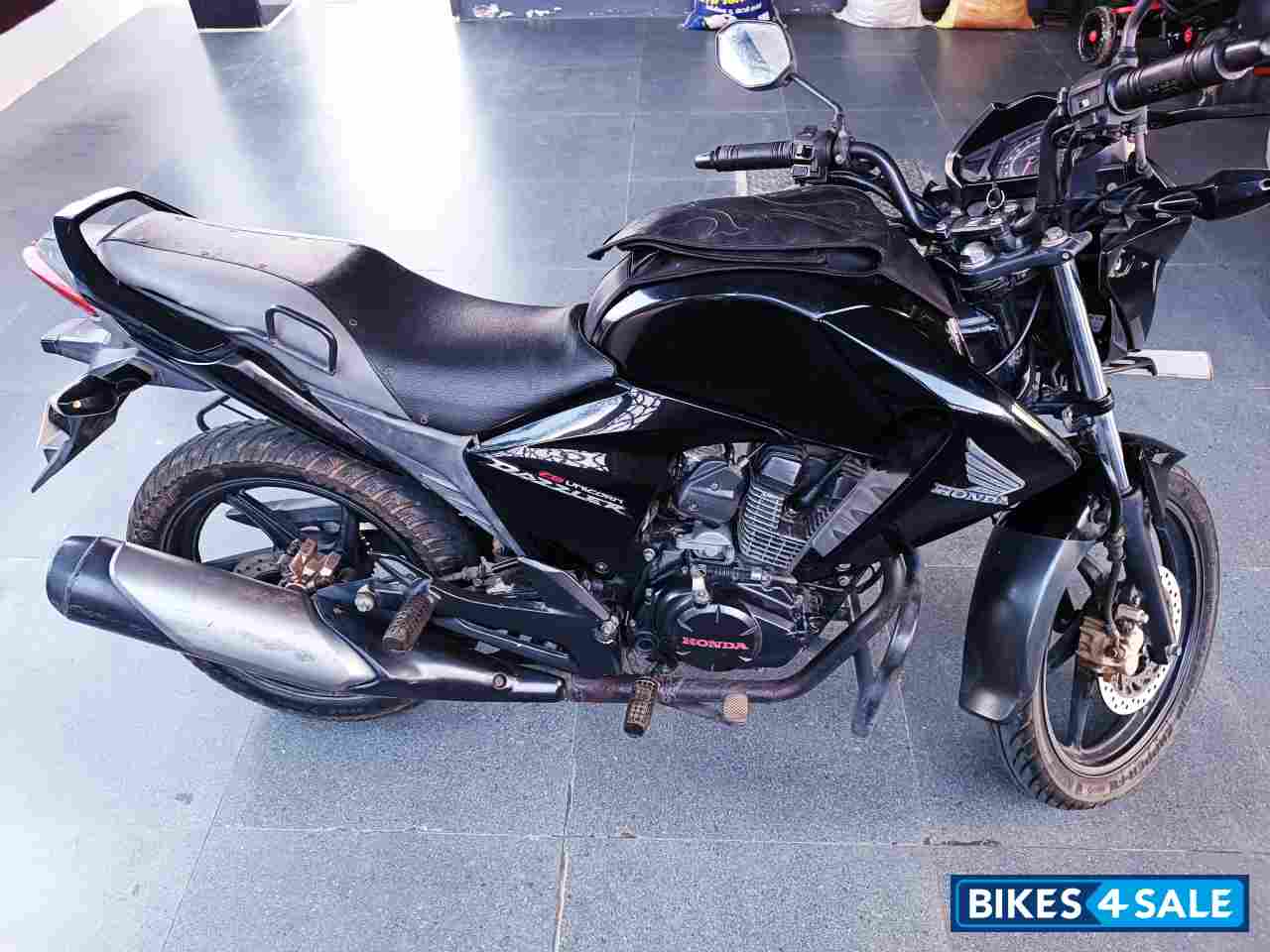 Honda  CB Unicorn Dazzler 150 cc