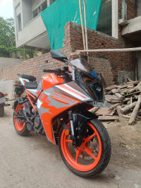 KTM RC 200 2022
