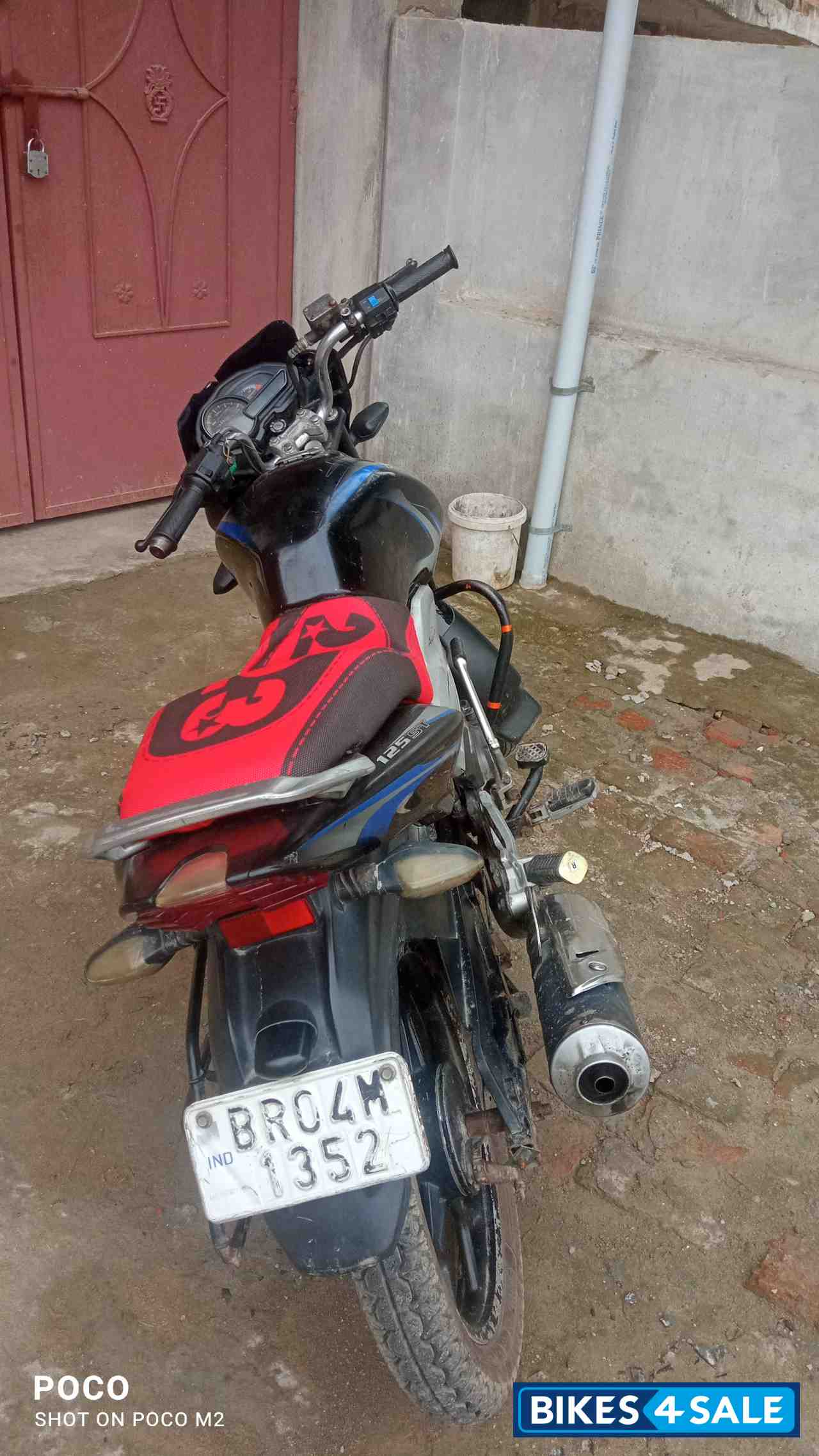 Bajaj Discover 125