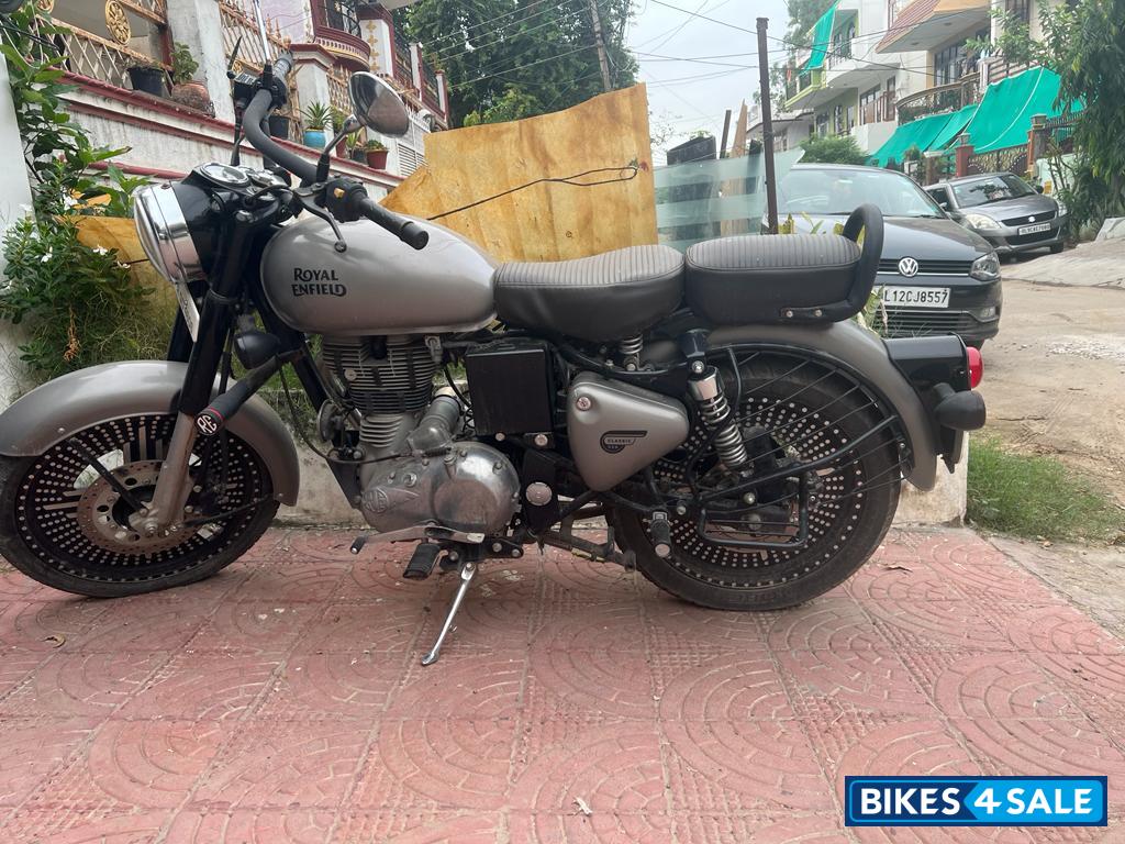 Royal Enfield Classic Gunmetal Grey