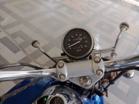 Bajaj Avenger 220 DTS-i