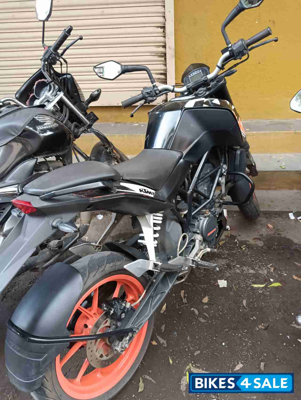 KTM Duke 200