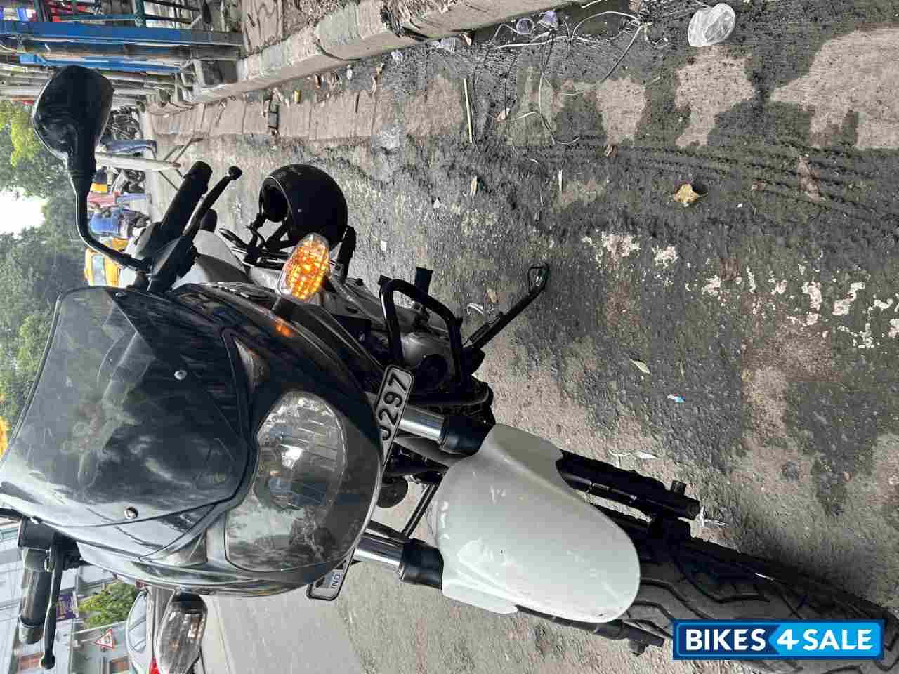 Bajaj Pulsar 180 Bajaj Pulsar 180