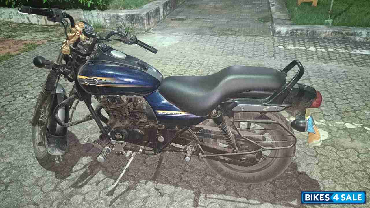 Bajaj Avenger Street 150