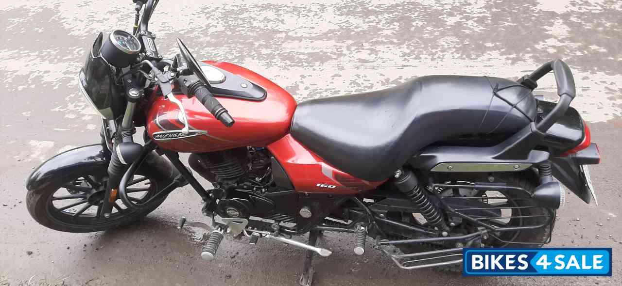 Bajaj Avenger Street 160 BS6