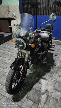 Royal Enfield Meteor 350 Supernova
