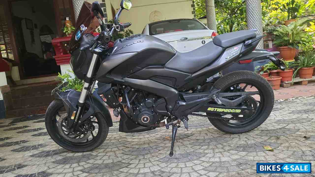 Bajaj Dominar 250