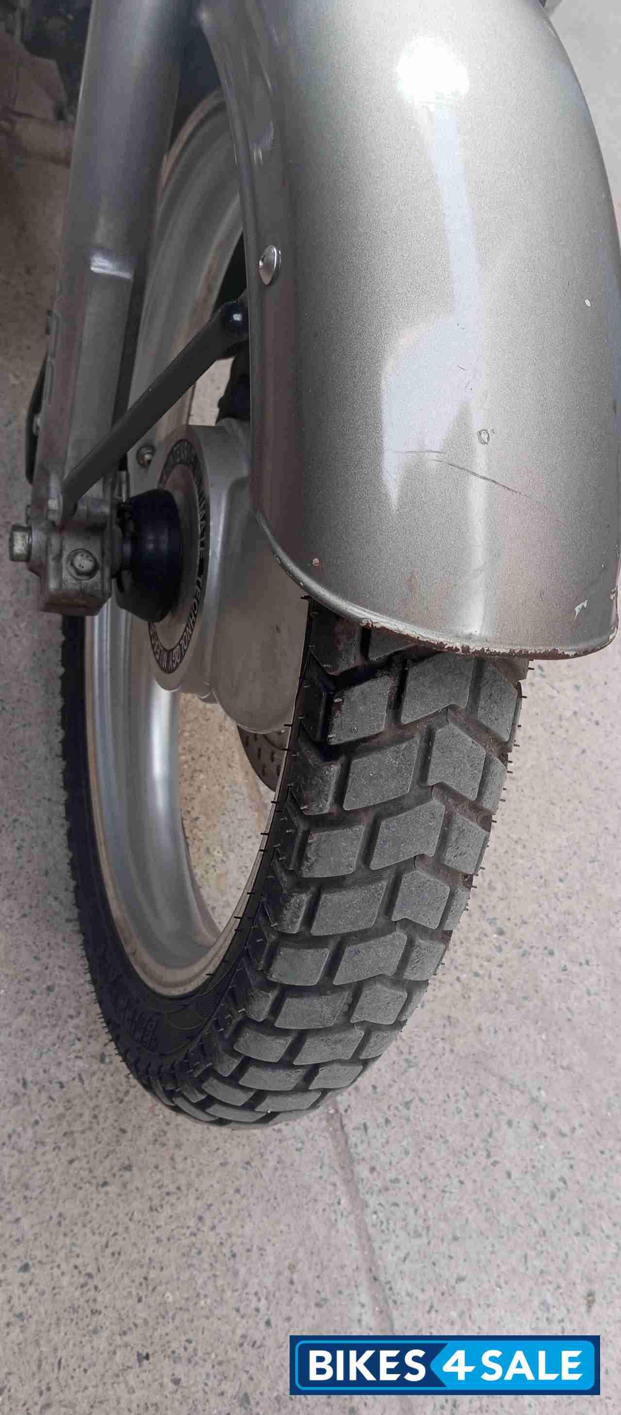 Royal Enfield Classic 350 Dual Channel BS6