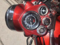 Maroon Royal Enfield Bullet Electra Twinspark