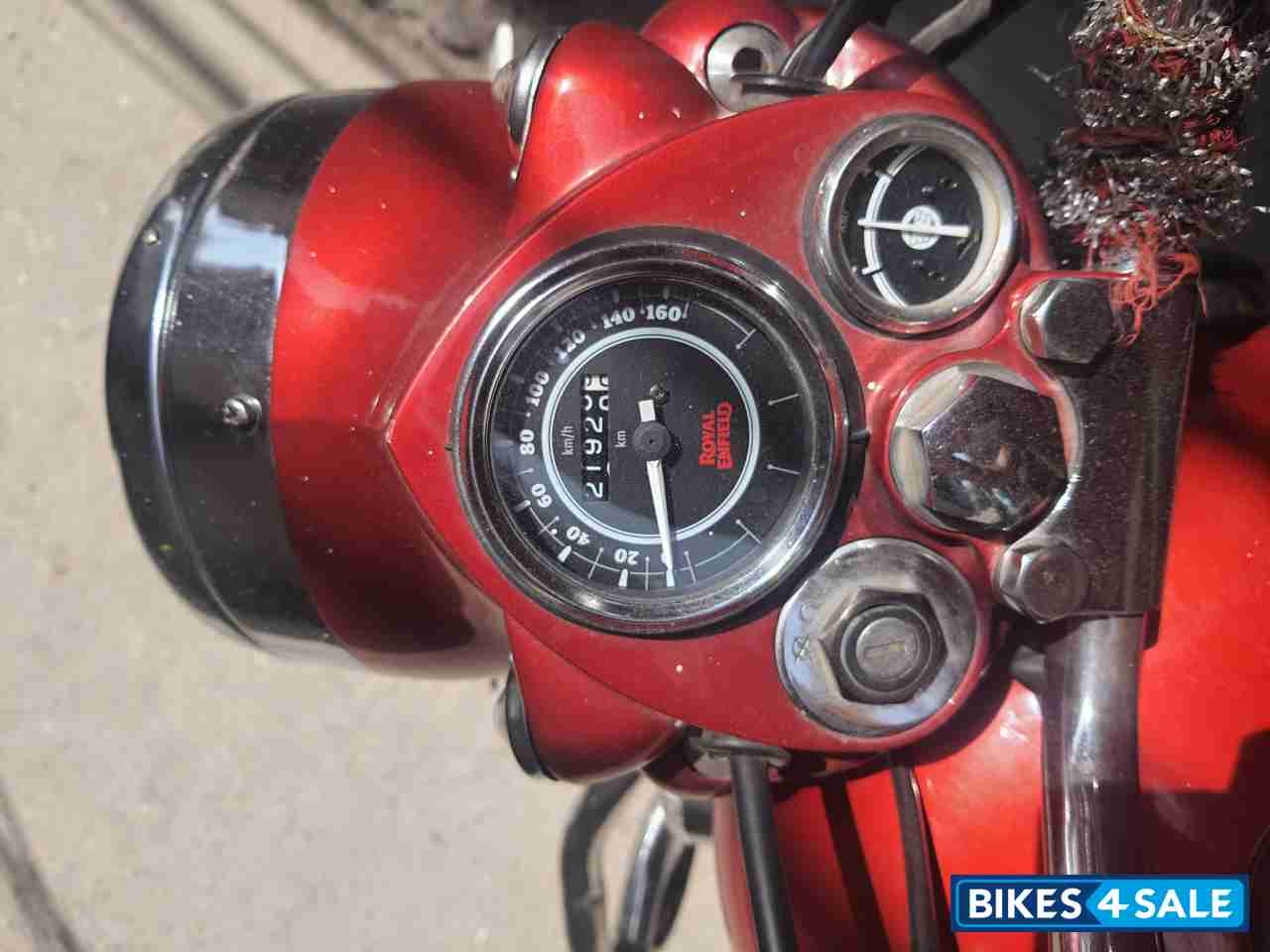 Maroon Royal Enfield Bullet Electra Twinspark Maroon Royal Enfield Bullet Electra Twinspark