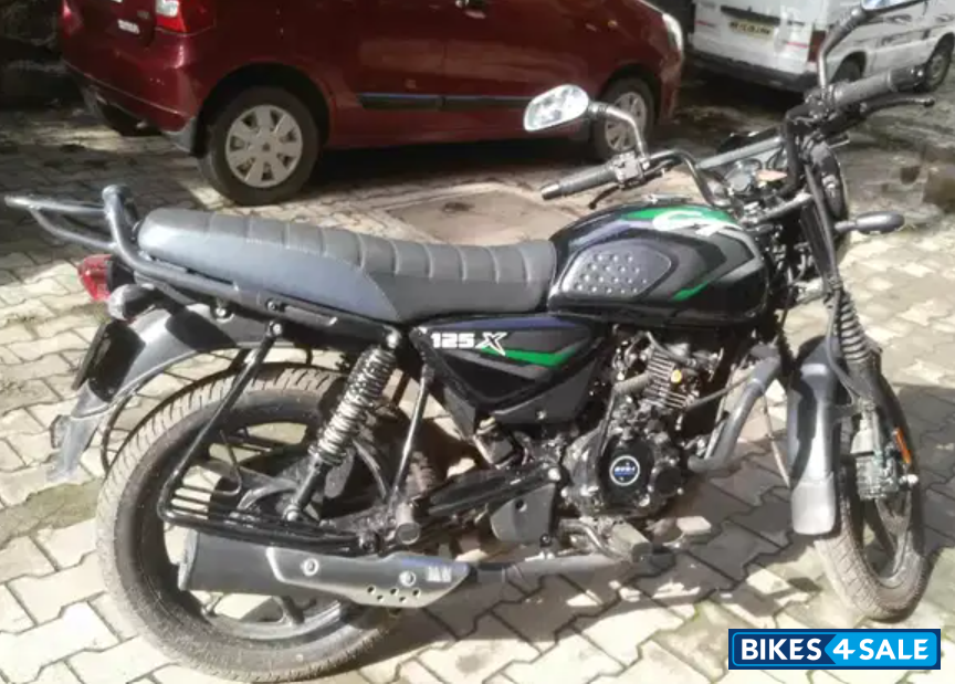 Ebony Black With Green Decals Bajaj CT 125X