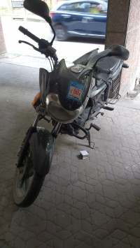 Grey Bajaj Discover DTSi 135