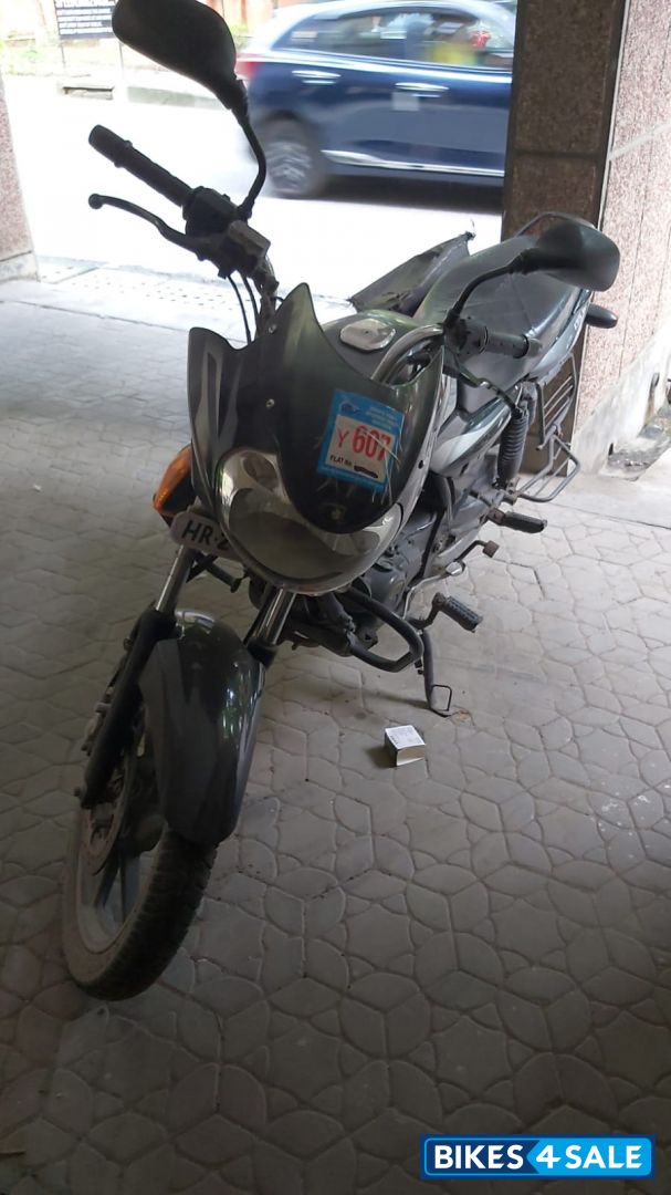 Grey Bajaj Discover DTSi 135