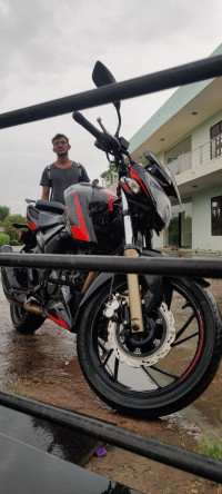 Black TVS Apache RTR 200 4V ABS Race Edition 2.0