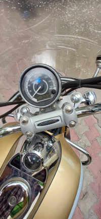 Bajaj Avenger Cruise 220