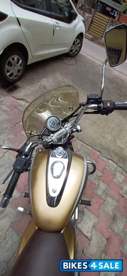 Bajaj Avenger Cruise 220