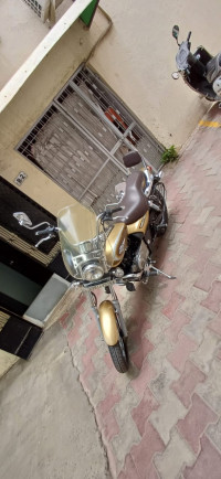 Bajaj Avenger Cruise 220