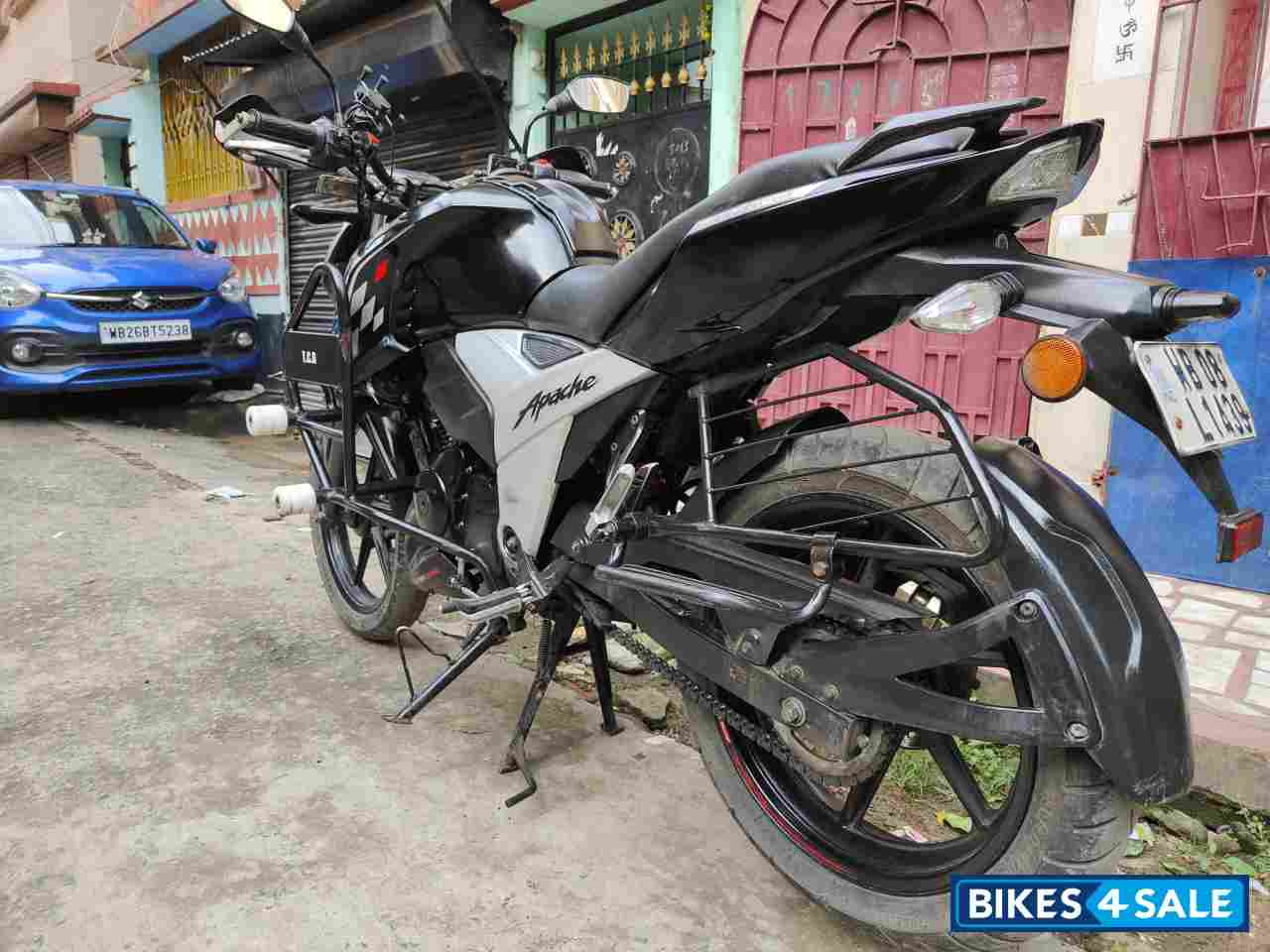 TVS Apache RTR 160 4V BS6