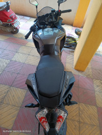 Black Bajaj Pulsar RS 200 BS6