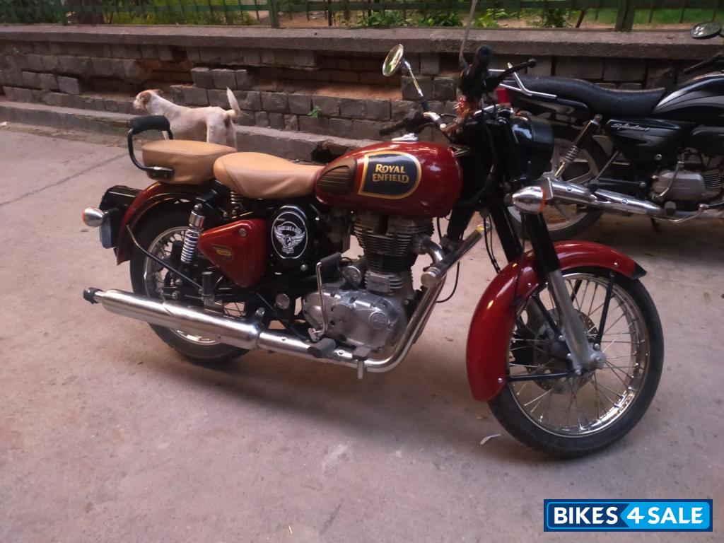 Chestnut Red Royal Enfield Classic 350 BS VI