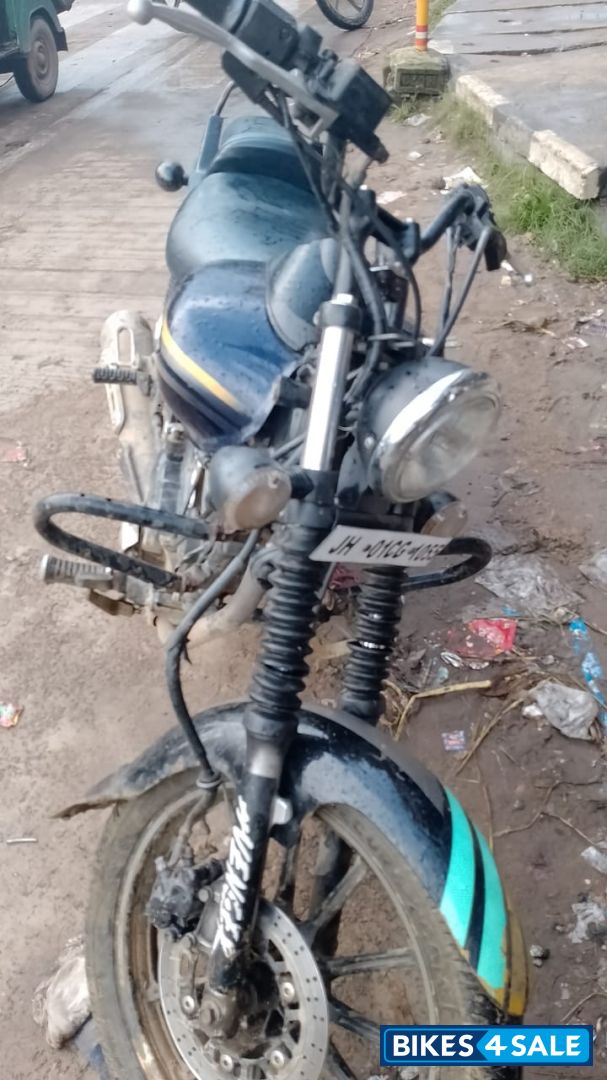 Bajaj Avenger Street 150