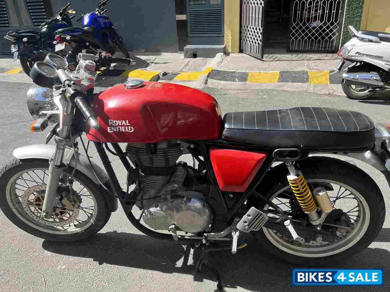 Red Royal Enfield Continental GT 535