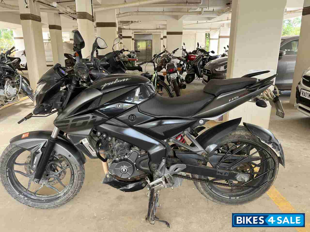 Bajaj Pulsar 200 NS ABS
