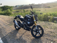 Black BMW G 310 R BS6