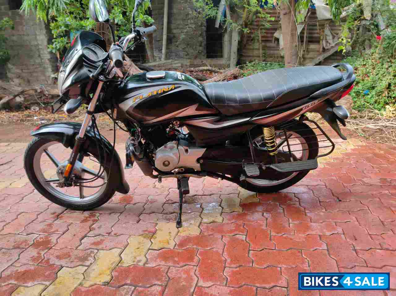 Black Bajaj Platina ComforTec 100 ES BS6