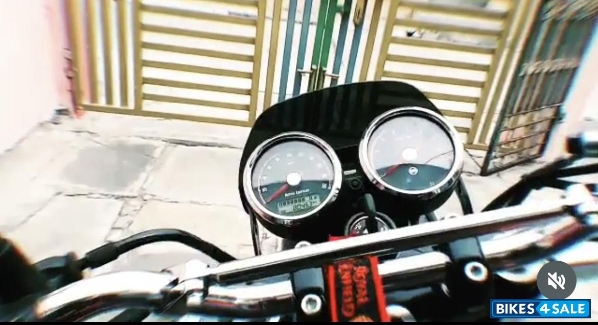 Red Royal Enfield Interceptor 650 Twin